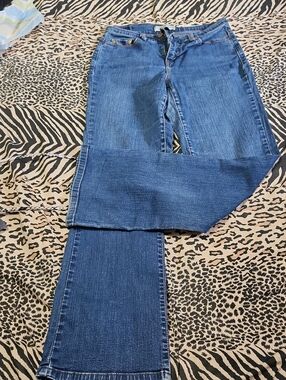 Levi's 512 Women's Bootcut stretch Jeans in Blue Denim